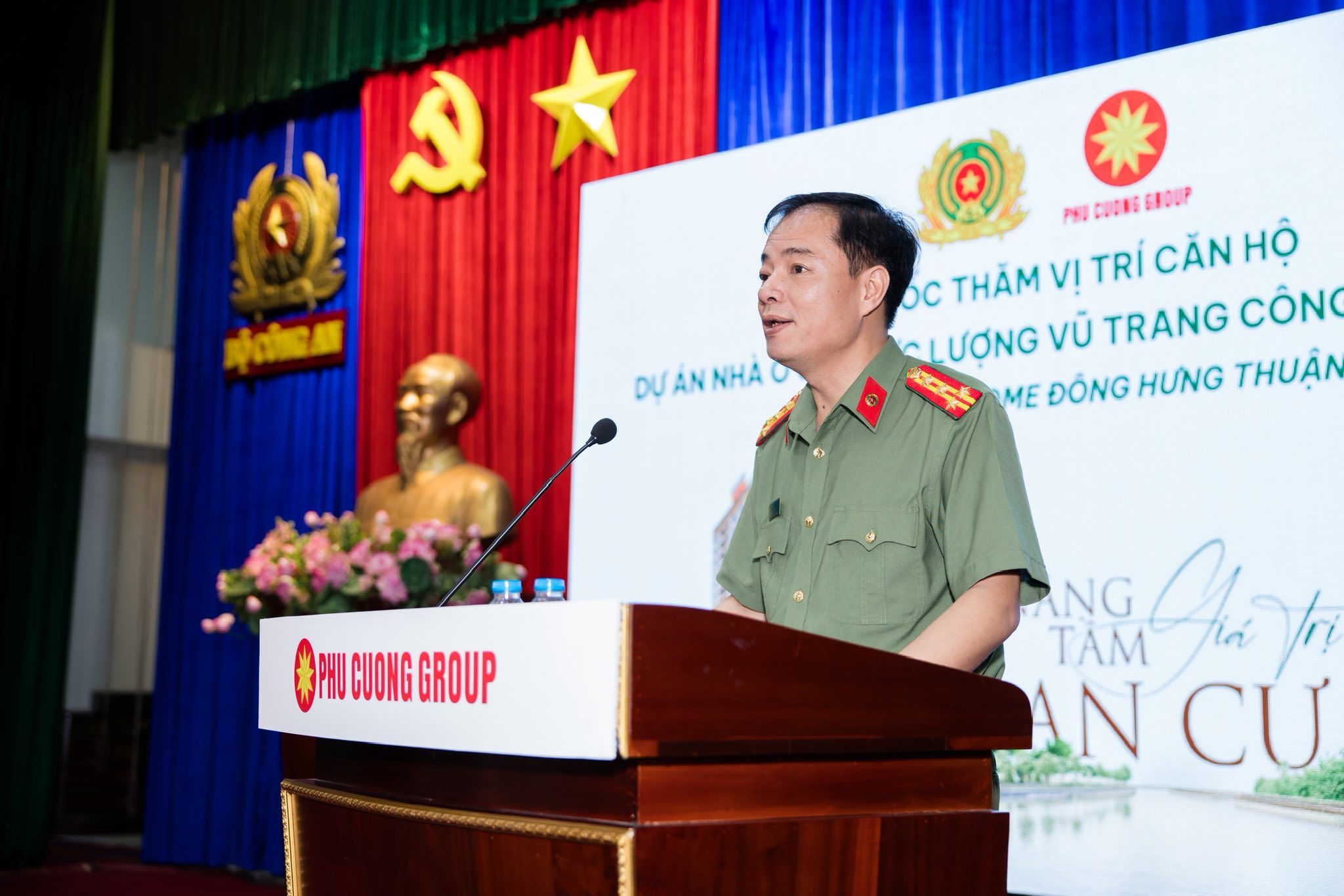 ông Tiến.jpg